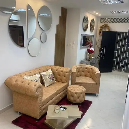 Luxury Apartment!